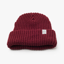 Load image into Gallery viewer, Chunky Knit Beanie (Burgundy)