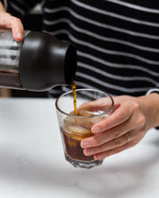 Load image into Gallery viewer, Kinto Capsule Cold Brew Carafe