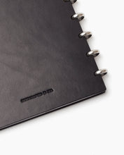Load image into Gallery viewer, Discbound Heirloom Journal Bundle (Black Journal + 3 Refills)