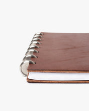 Load image into Gallery viewer, Discbound Heirloom Journal Bundle (Brown Journal + 3 Refills)