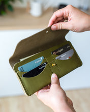Load image into Gallery viewer, Long Wallet (Olive)