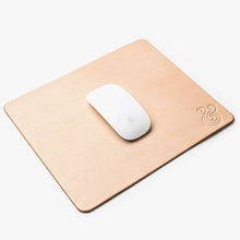 Load image into Gallery viewer, Premium Leather Mousepad XL (Natural)