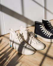 Load image into Gallery viewer, Shoes Like Pottery (High Top - Natural)
